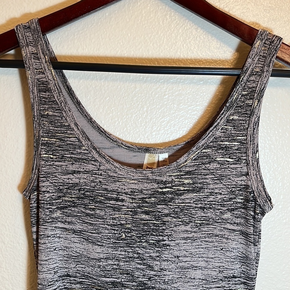 𝅺bke Sleeveless Tank Top - Picture 2 of 10